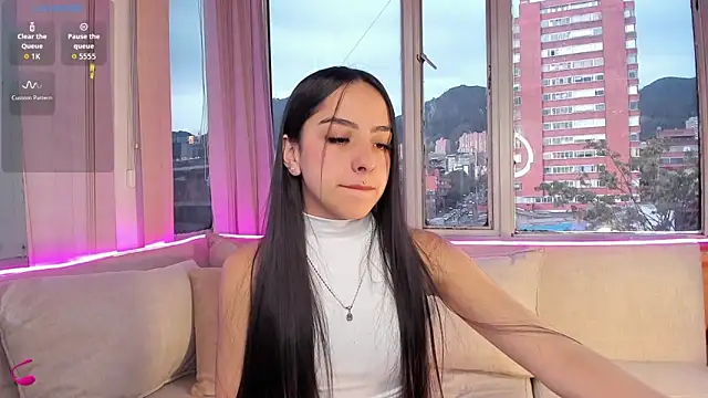 Daphne chers online show from 24, 9, 2025