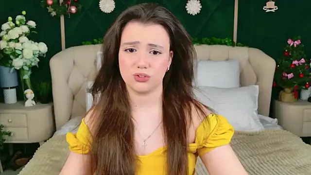 Pauline Heaven online show from 22, 12, 2025