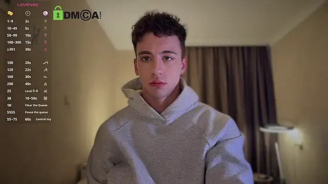 VincentSmith02 online show from 13, 10, 2025