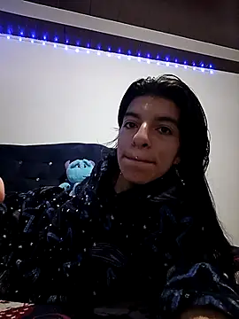 Ariell Kieran online show from 1, 3, 2025