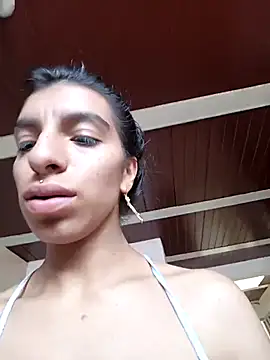 Ariell Kieran online show from 3, 3, 2025