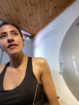 Snapshot of Andrea18_blonde chatting on 19, 2, 2025 Andrea18 blonde online show from 19, 2, 2025