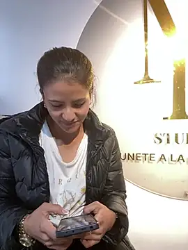 Snapshot of Andrea18_blonde chatting on 28, 2, 2025 Andrea18 blonde online show from 28, 2, 2025