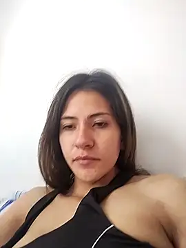 Snapshot of Andrea18_blonde chatting on 2, 3, 2025 Andrea18 blonde online show from 2, 3, 2025