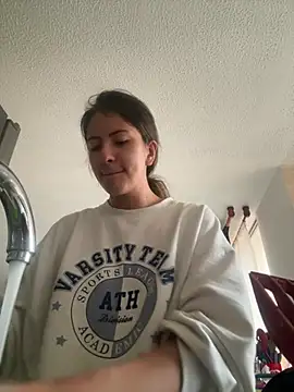 Snapshot of Andrea18_blonde chatting on 18, 3, 2025 Andrea18 blonde online show from 18, 3, 2025