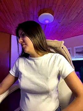 Snapshot of Andrea18_blonde chatting on 16, 9, 2025 Andrea18 blonde online show from 16, 9, 2025