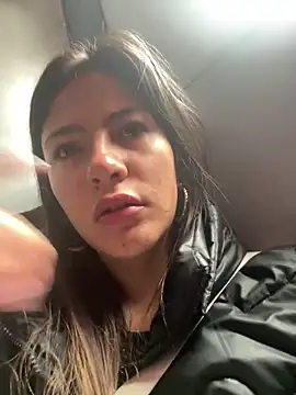 Snapshot of Andrea18_blonde chatting on 7, 10, 2025 Andrea18 blonde online show from 7, 10, 2025