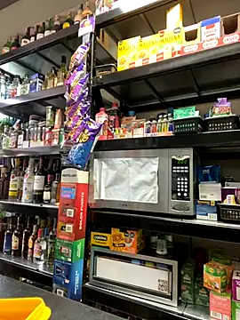 Snapshot of Andrea18_blonde chatting on 14, 11, 2025 Andrea18 blonde online show from 14, 11, 2025