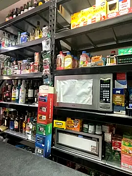 Snapshot of Andrea18_blonde chatting on 26, 11, 2025 Andrea18 blonde online show from 26, 11, 2025