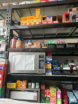 Snapshot of Andrea18_blonde chatting on 27, 11, 2025 Andrea18 blonde online show from 27, 11, 2025