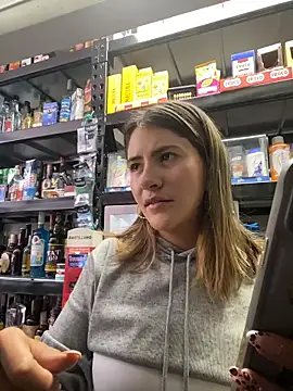 Andrea18 blonde online show from 23, 4, 2026