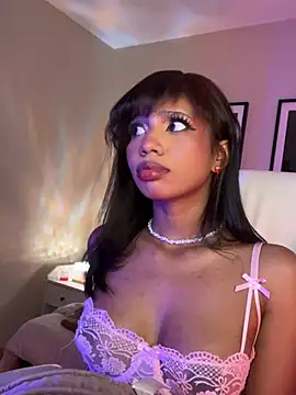 Gigi Strawberry online show from 1, 3, 2026