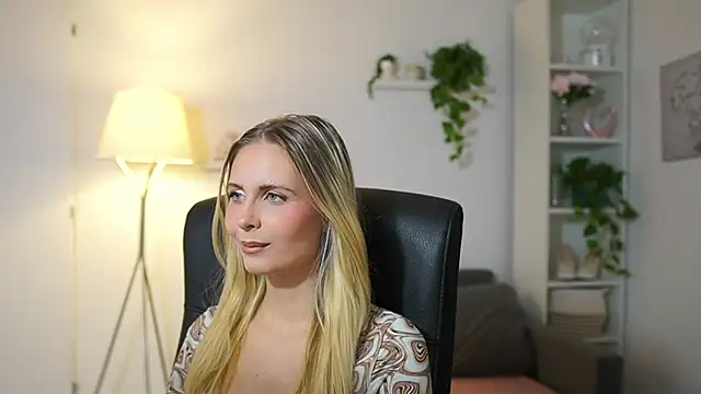 catecrago  online show from 15, 9, 2025