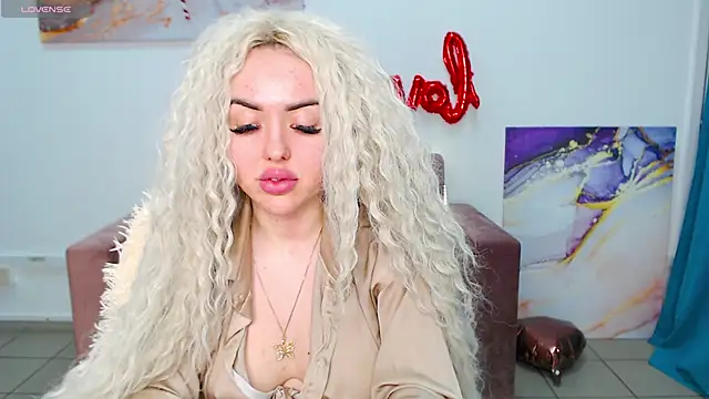 MissisCaty online show from 18, 2, 2025