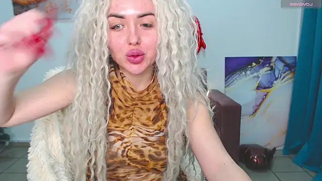 MissisCaty online show from 26, 2, 2025