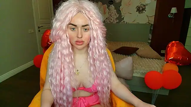 MissisCaty online show from 31, 5, 2026