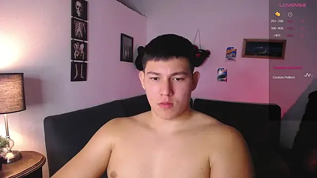 JamesCr  online show from 25, 2, 2026