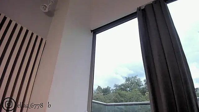 Snapshot of bella_lovers_ chatting on 15, 9, 2025 bella lovers online show from 15, 9, 2025