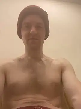 LynnAhNight online show from 25, 2, 2025