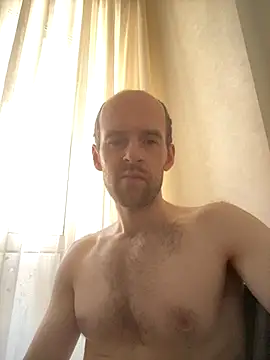 LynnAhNight online show from 14, 9, 2025