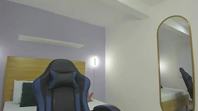 tiffanny doll  online show from 27, 4, 2026