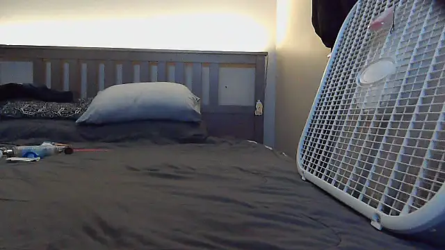 babypopinallnigh35 online show from 13, 9, 2025