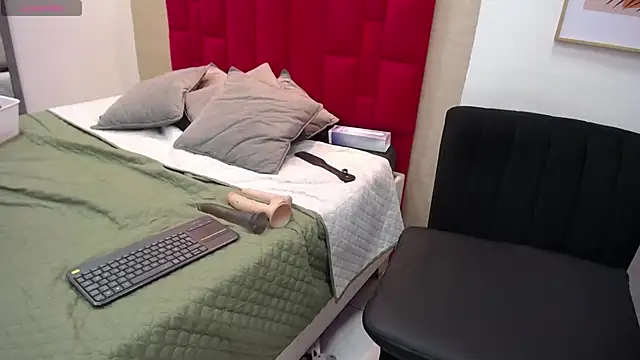 GochitaWild online show from 5, 2, 2025