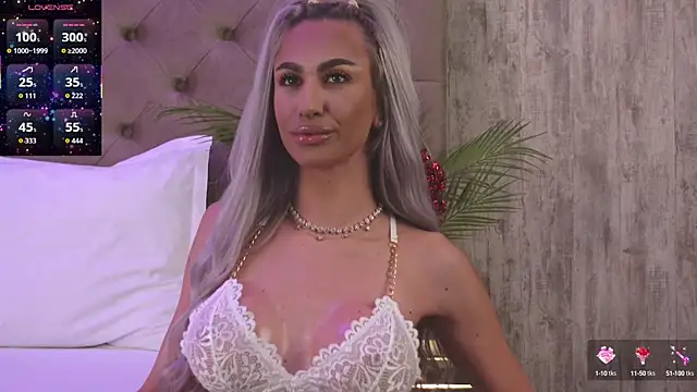 Snapshot of KarlaBart chatting on 23, 9, 2025 KarlaBart online show from 23, 9, 2025