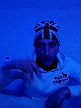 ANGELSANTAMARIA- online show from 1, 12, 2025