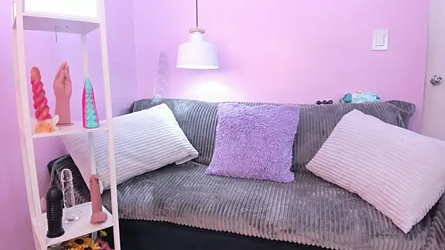 Hiyakasudere online show from 7, 4, 2026