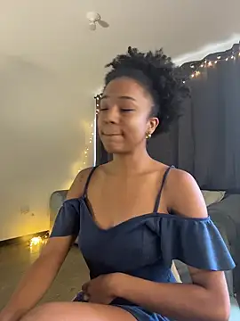 Snapshot of kiryB chatting on 21, 12, 2025 kiryB online show from 21, 12, 2025