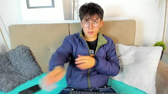 PepperTwink online show from 21, 3, 2025