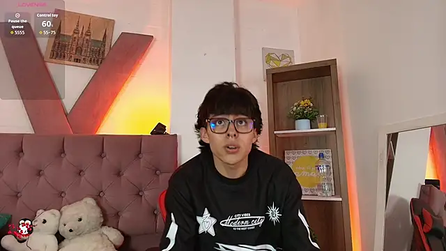 PepperTwink online show from 9, 3, 2026