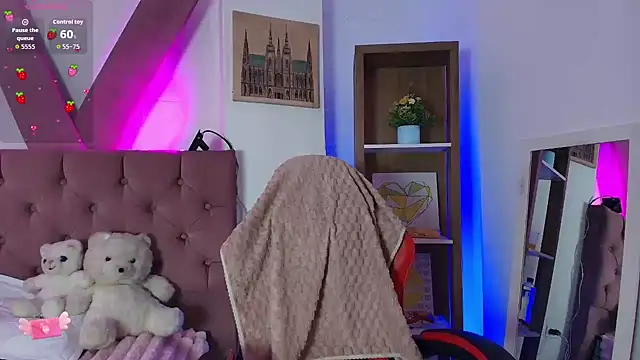 PepperTwink online show from 27, 4, 2026