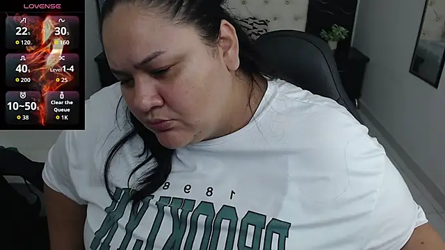 Snapshot of Aaliyah11 chatting on 21, 11, 2025 Aaliyah11 online show from 21, 11, 2025