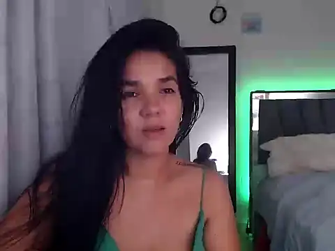 tezza smith online show from 28, 7, 2026