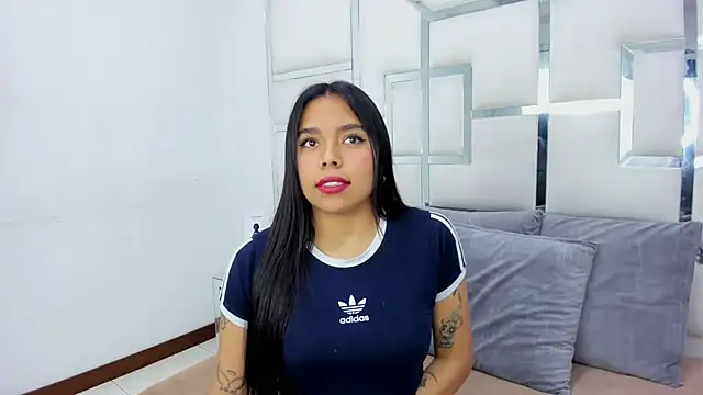 ZoeWan69 online show from 7, 3, 2025