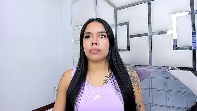 ZoeWan69 online show from 10, 3, 2026