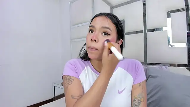 ZoeWan69 online show from 30, 3, 2026