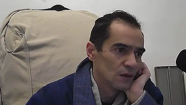 ReyDeBotones online show from 8, 3, 2026