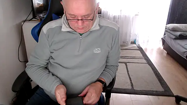 Snapshot of ruplumber chatting on 30, 10, 2025 ruplumber online show from 30, 10, 2025