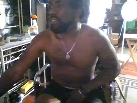 Snapshot of BigDMann40 chatting on 9, 2, 2025 BigDMann40 online show from 9, 2, 2025