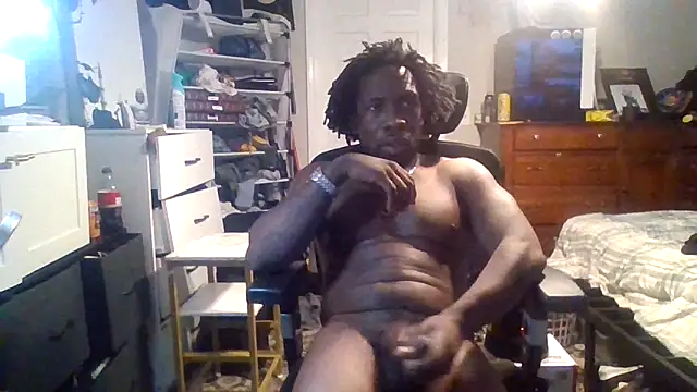 Snapshot of BigDMann40 chatting on 3, 12, 2025 BigDMann40 online show from 3, 12, 2025