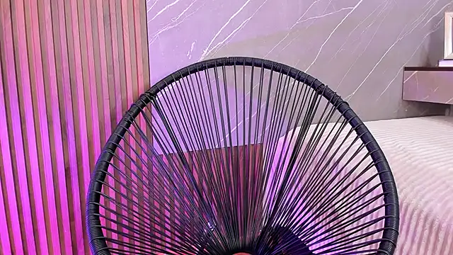 ariana jhonson1 online show from 28, 2, 2025