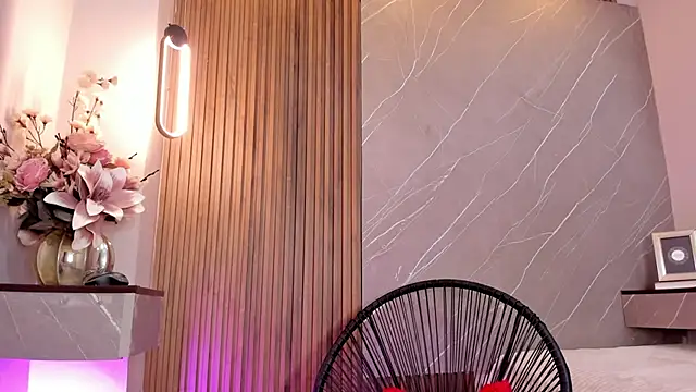 ariana jhonson1 online show from 7, 3, 2025