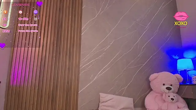 ariana jhonson1 online show from 23, 4, 2026