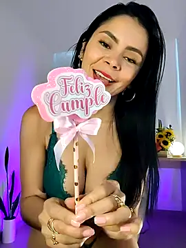 Snapshot of hema_gold chatting on 12, 9, 2025 hema gold online show from 12, 9, 2025