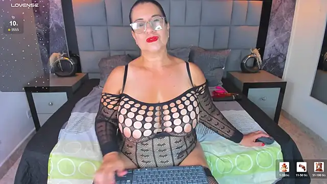 Your Lady Milf online show from 25, 4, 2026