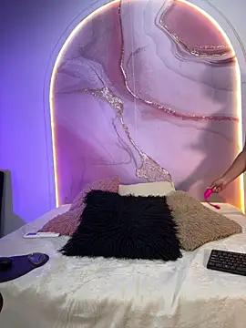 Sofii Lopezz online show from 5, 3, 2026