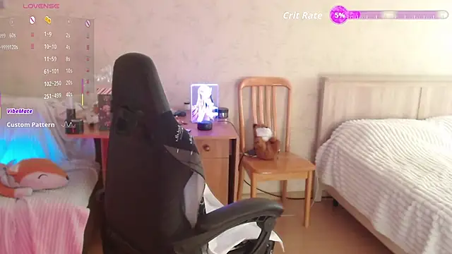 Agatha Mott online show from 13, 3, 2026